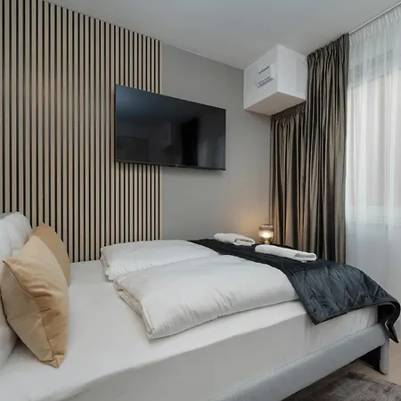 Wroclavia Dyrekcyjna By Renters