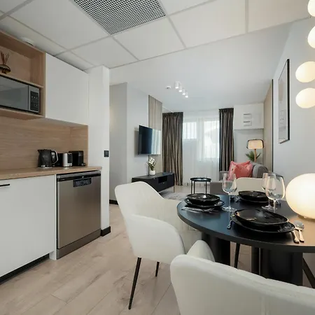Wroclavia Dyrekcyjna By Renters דירה