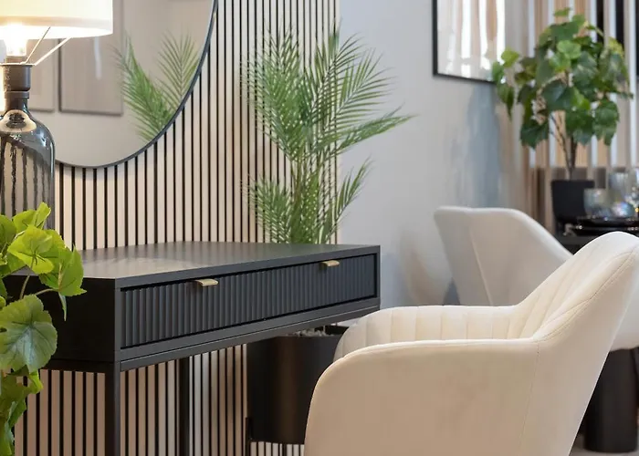 Апартаменты Wroclavia Dyrekcyjna By Renters *