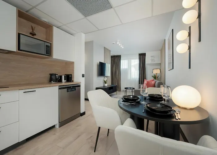 Wroclavia Dyrekcyjna By Renters Апартаменты