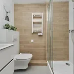 Wroclavia Dyrekcyjna By Renters Wrocław