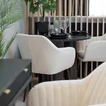 Wroclavia Dyrekcyjna By Renters Wrocław