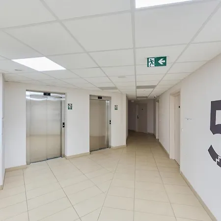 Wroclavia Dyrekcyjna By Renters Daire *