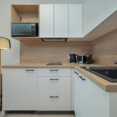 Wroclavia Dyrekcyjna By Renters