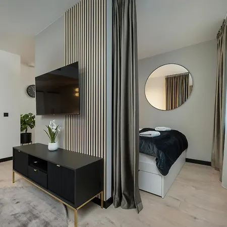 Wroclavia Dyrekcyjna By Renters Apartament *